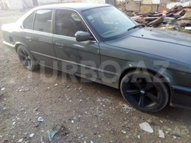 BMW 525 1988, 186,000 km - 2.5 л - Bakı