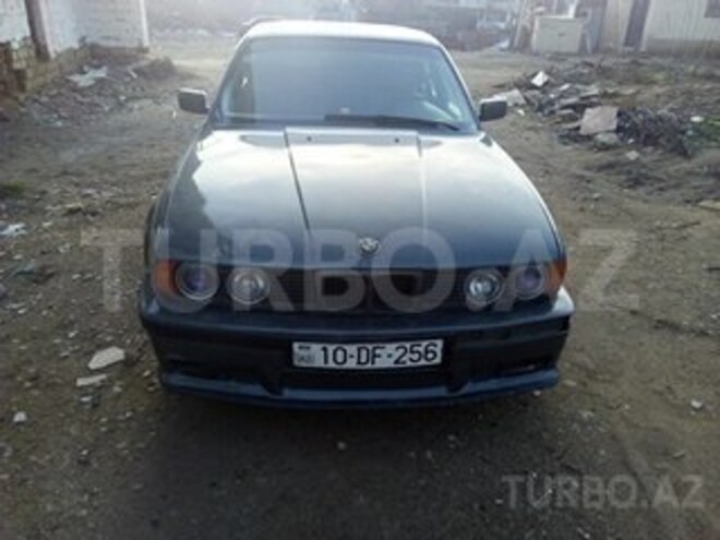 BMW 525 1988, 186,000 km - 2.5 л - Bakı