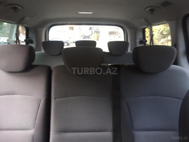 Hyundai H-1 2014, 156,000 km - 2.5 l - Bakı