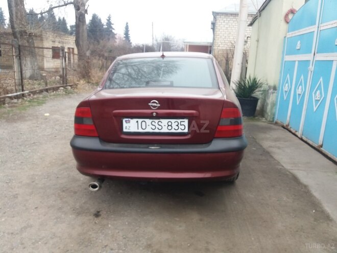 Opel Vectra 1997, 248,713 km - 2.0 l - Qazax