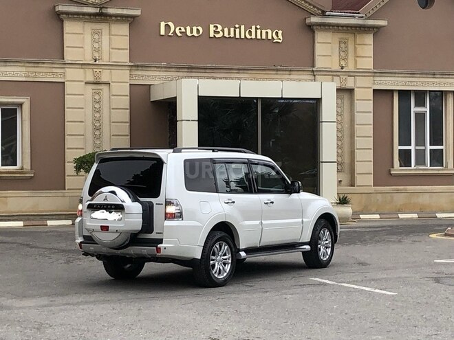 Mitsubishi Pajero 2014, 79,000 km - 3.8 l - Bakı