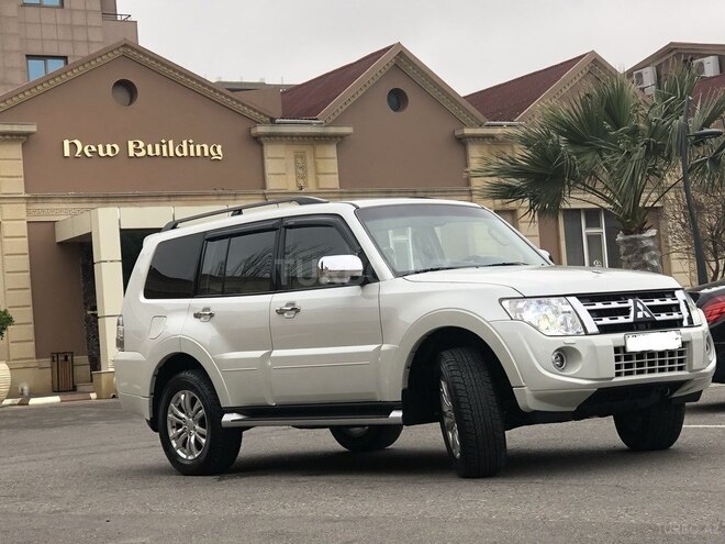 Mitsubishi Pajero 2014, 79,000 km - 3.8 l - Bakı