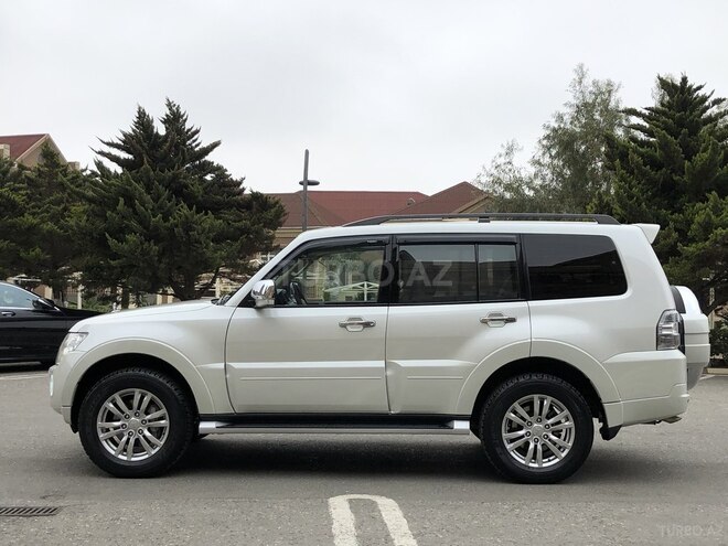 Mitsubishi Pajero 2014, 79,000 km - 3.8 l - Bakı