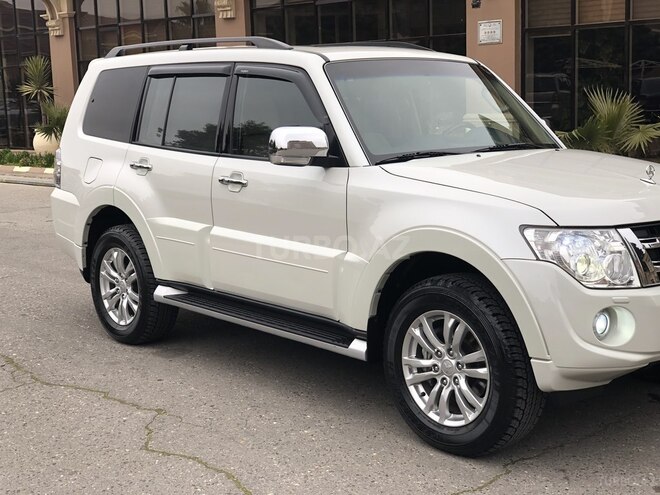 Mitsubishi Pajero 2014, 79,000 km - 3.8 l - Bakı