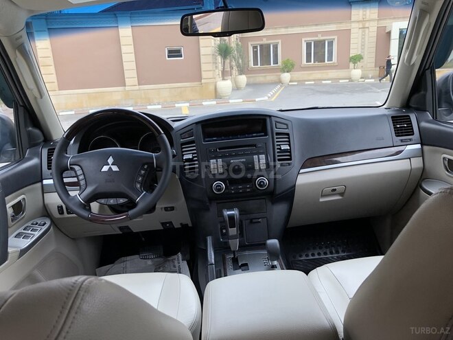 Mitsubishi Pajero 2014, 79,000 km - 3.8 l - Bakı