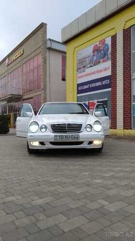 Mercedes E 240 2001, 240,520 km - 2.4 l - Masallı