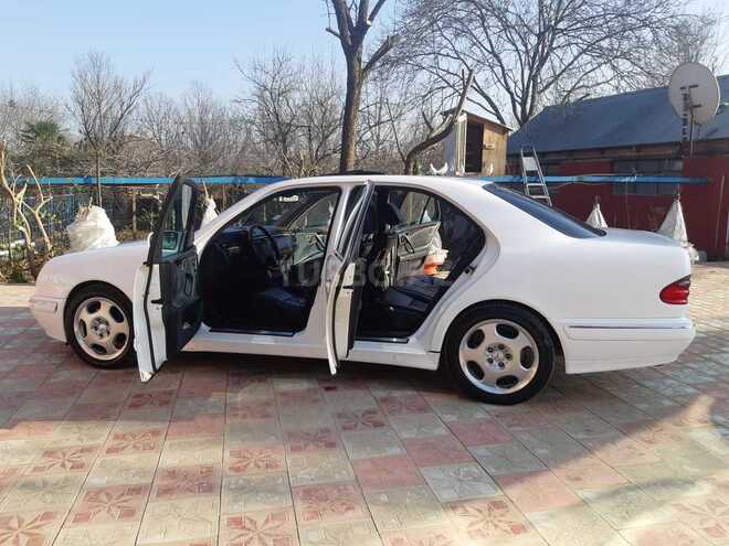 Mercedes E 240 2001, 240,520 km - 2.4 l - Masallı