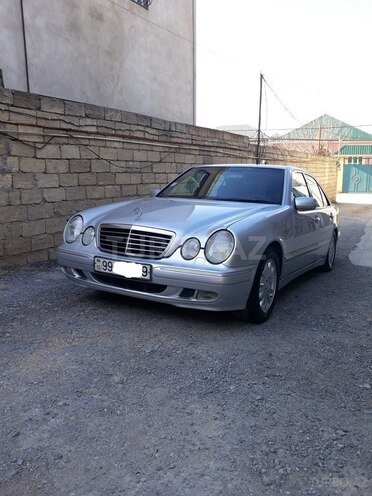 Mercedes E 240 2001, 250,000 km - 2.4 l - Bakı