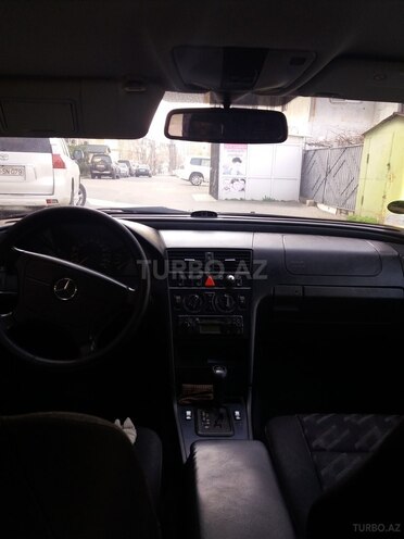 Mercedes C 200 2000, 338,000 km - 2.0 l - Bakı