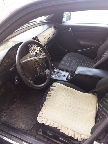 Mercedes C 200 2000, 338,000 km - 2.0 l - Bakı