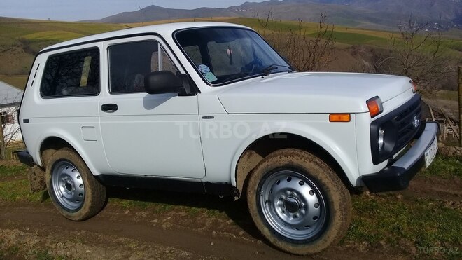 LADA (VAZ) Niva 1996, 350 km - 1.6 l - Lerik