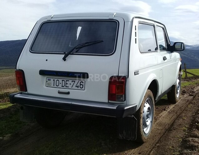 LADA (VAZ) Niva 1996, 350 km - 1.6 l - Lerik