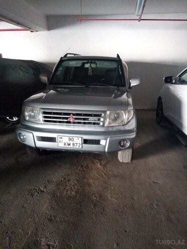 Mitsubishi Pajero io 1998, 210,000 km - 1.8 л - Bakı