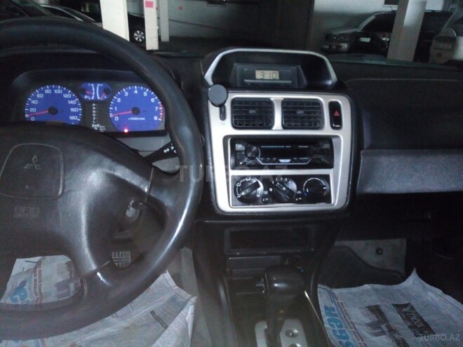 Mitsubishi Pajero io 1998, 210,000 km - 1.8 л - Bakı