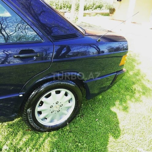 Mercedes 190 1991, 323,812 km - 1.8 l - Bakı