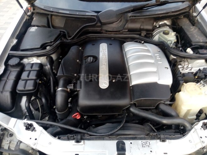 Mercedes E 270 1999, 296,200 km - 2.7 л - Bakı