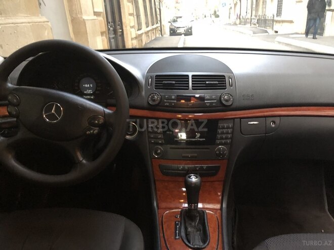 Mercedes E 220 2007, 223,780 km - 2.2 л - Bakı