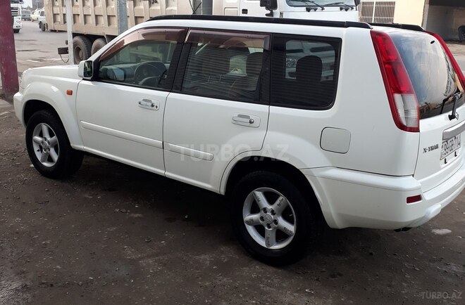 Nissan X-Trail 2001, 213,450 km - 2.0 l - Sabirabad