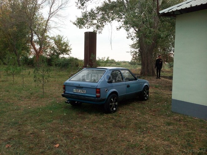 Opel  1981, 150,000 km - 1.5 l - Mingəçevir