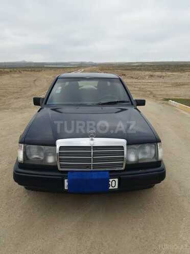 Mercedes  1989, 350,000 km - 2.0 l - Bakı