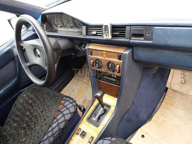 Mercedes  1989, 350,000 km - 2.0 l - Bakı