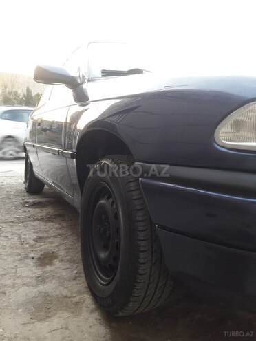 Opel Astra 1995, 378,951 km - 1.6 л - Bakı