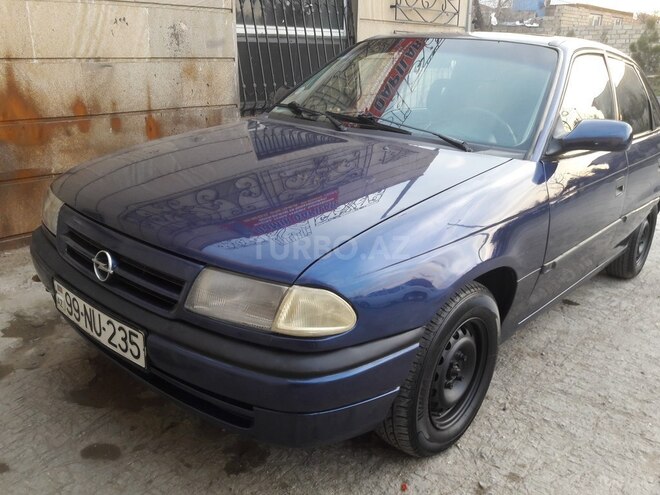 Opel Astra 1995, 378,951 km - 1.6 л - Bakı