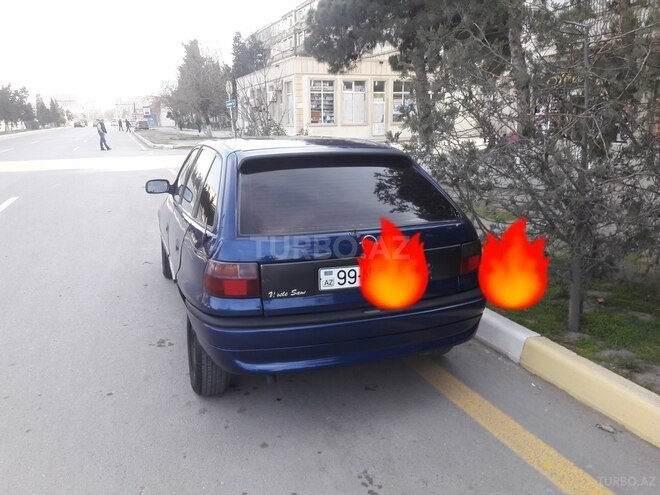 Opel Astra 1995, 378,951 km - 1.6 л - Bakı