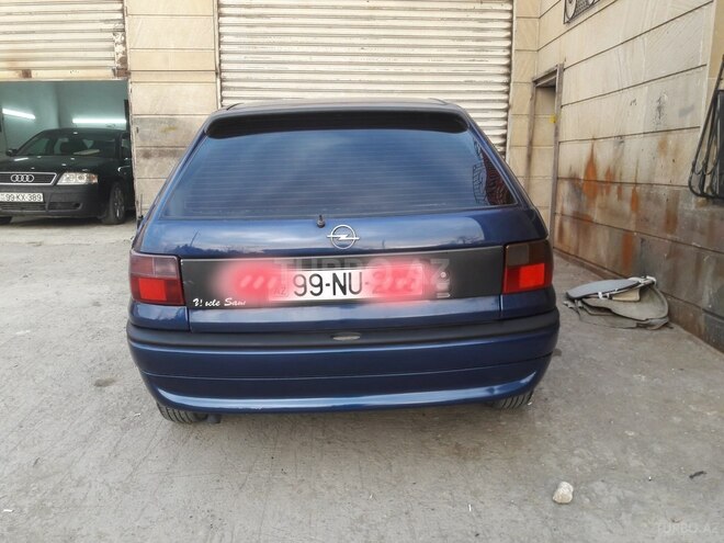Opel Astra 1995, 378,951 km - 1.6 л - Bakı