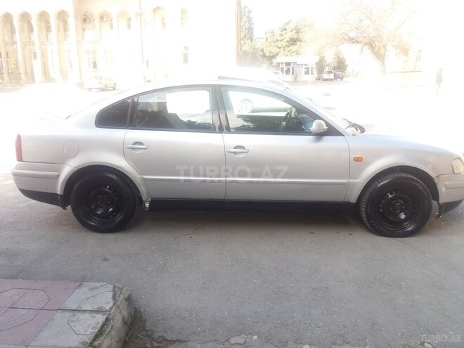 Volkswagen Passat 1997, 206,609 km - 1.8 л - Sumqayıt