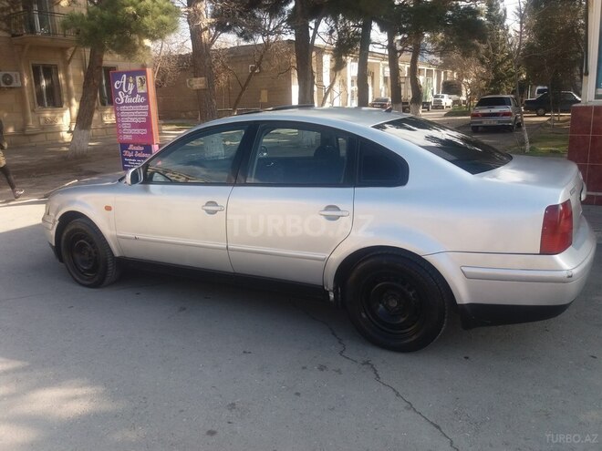 Volkswagen Passat 1997, 206,609 km - 1.8 л - Sumqayıt