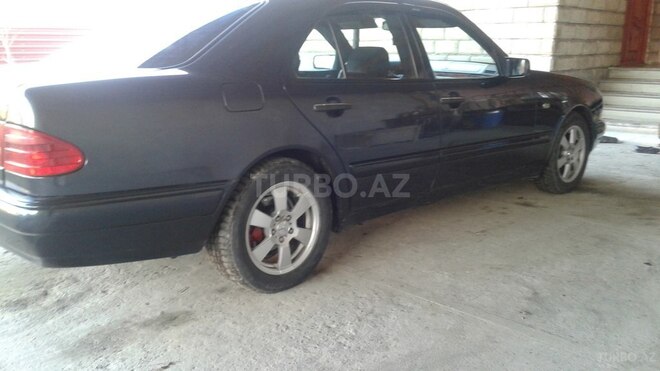 Mercedes E 240 1998, 405,050 km - 2.4 l - Zaqatala
