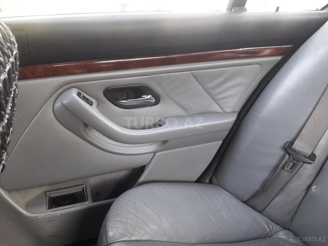BMW 528 1996, 487,000 km - 2.8 л - Bakı