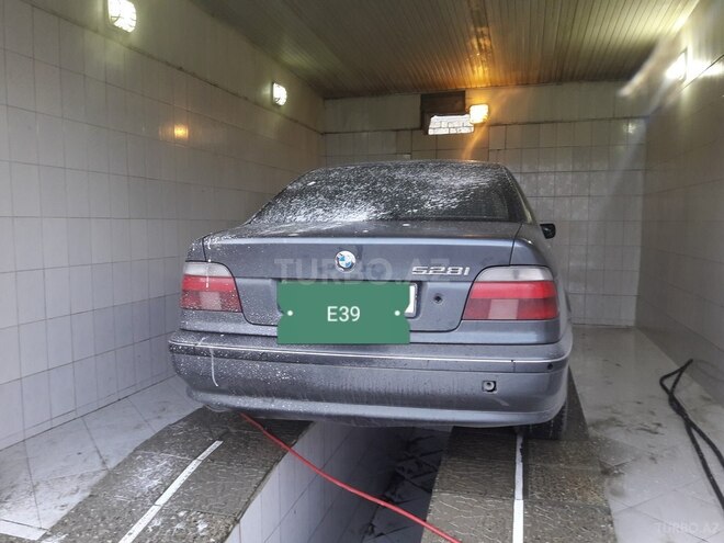 BMW 528 1996, 487,000 km - 2.8 л - Bakı