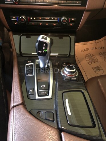 BMW 535 2010, 137,000 km - 3.0 l - Gəncə