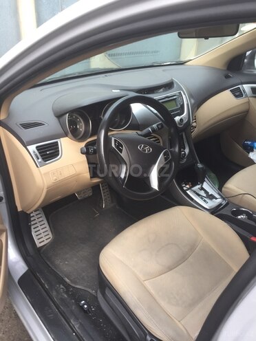 Hyundai Elantra 2011, 82,000 km - 1.6 l - Bakı