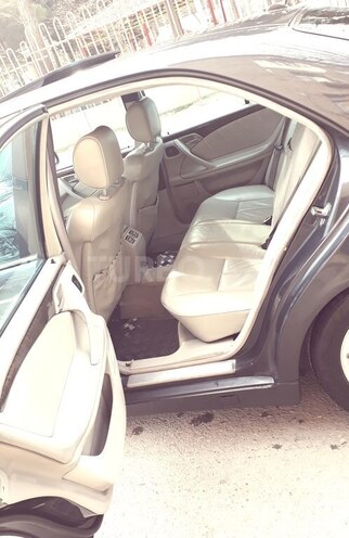 Mercedes E 270 2000, 285,632 km - 2.7 l - Bakı