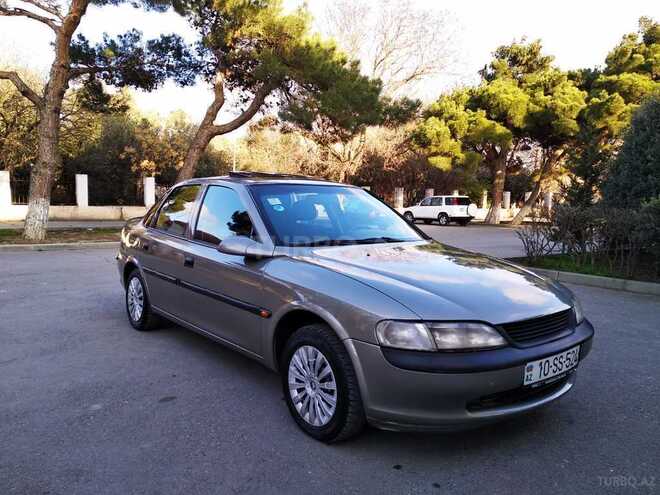 Opel Vectra 1995, 336,526 km - 1.6 л - Bakı