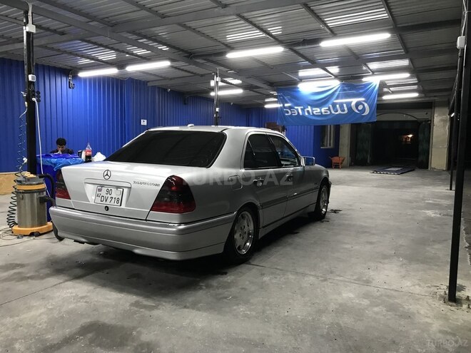 Mercedes C 230 1999, 250,000 km - 2.3 l - Bakı