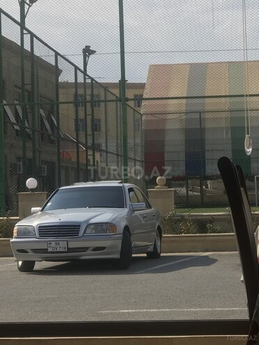 Mercedes C 230 1999, 250,000 km - 2.3 l - Bakı