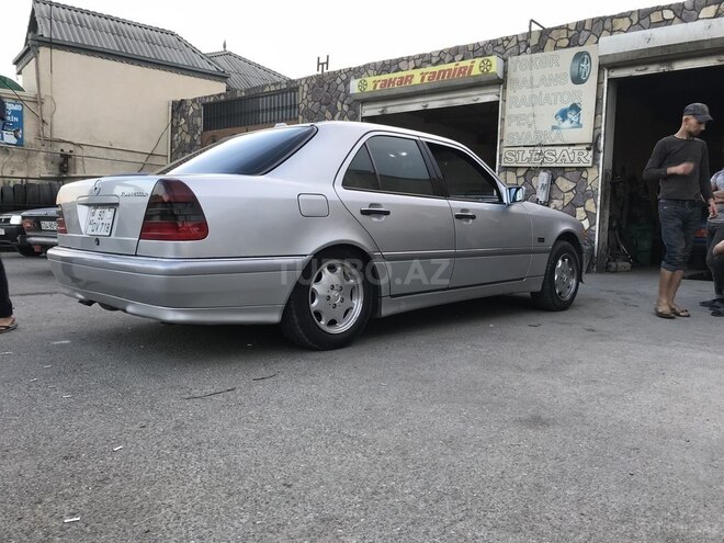 Mercedes C 230 1999, 250,000 km - 2.3 l - Bakı
