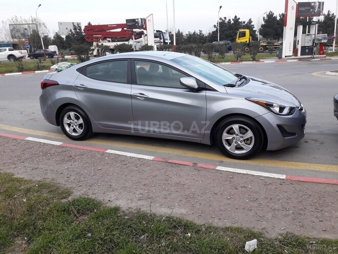 Hyundai Elantra 2015, 92,000 km - 1.8 l - Bakı