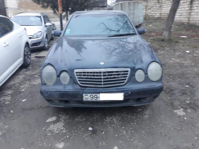 Mercedes E 270 1999, 540,000 km - 2.7 l - Quba