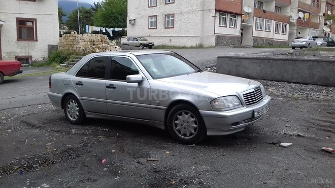 Mercedes C 180 1997, 193,500 km - 1.8 л - Zaqatala