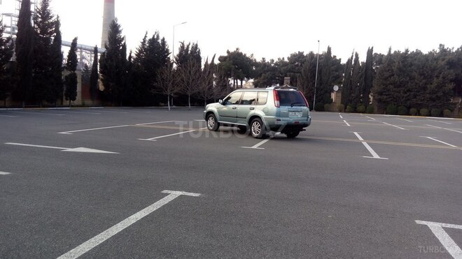 Nissan X-Trail 2003, 240,000 km - 2.0 l - Bakı