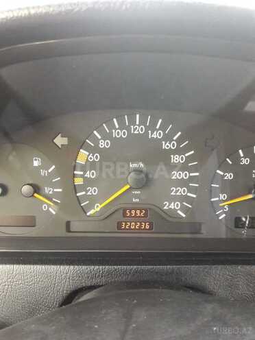 Mercedes C 180 1997, 320,236 km - 1.8 л - Zaqatala