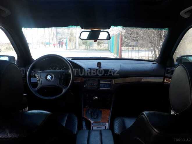 BMW 528 2000, 252,000 km - 2.8 l - Sumqayıt