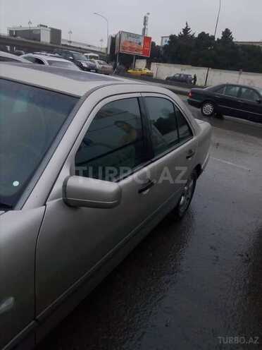 Mercedes E 220 1998, 618,000 km - 2.2 л - Bakı