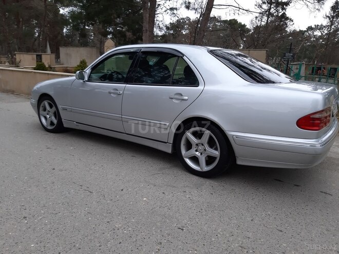 Mercedes E 270 2000, 229,000 km - 2.7 l - Bakı