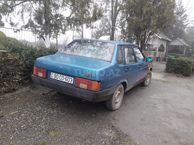 LADA (VAZ) 21099 1998, 100,000 km - 1.5 l - Quba